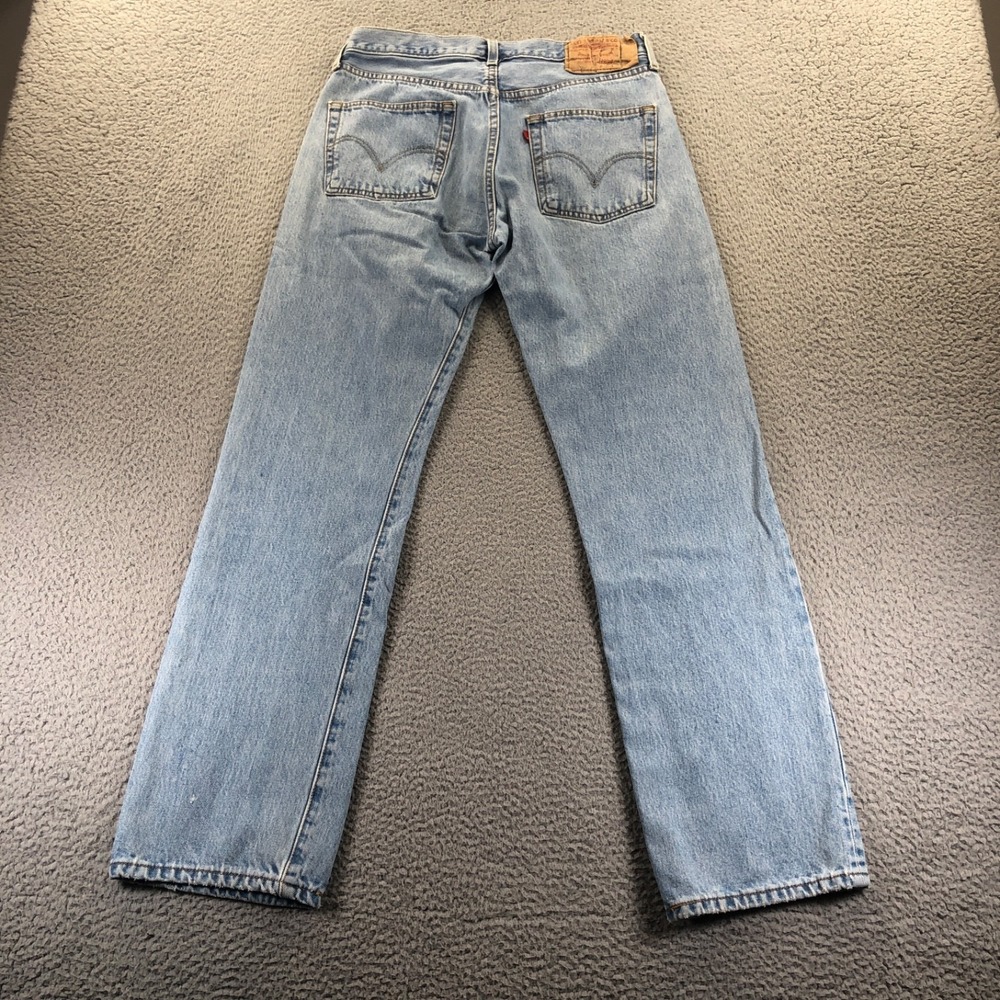 Vintage Levis Jeans Mens 31x32 Blue 501 Straight Leg Y2K Light Wash Classic 2006 - Picture 3 of 13